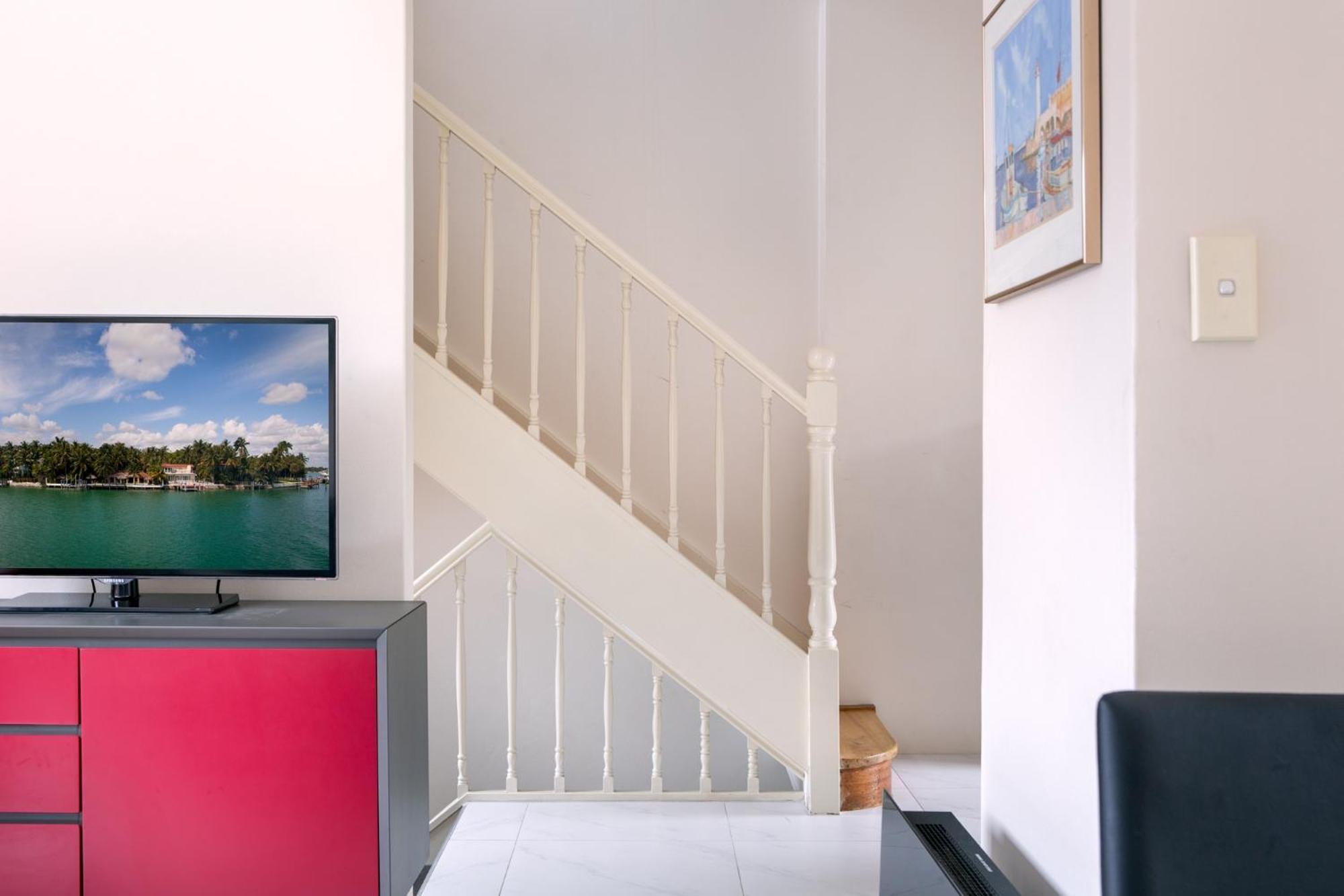 Spacious 3-Bed Townhouse In Stylish Balmain Sydney Exterior photo